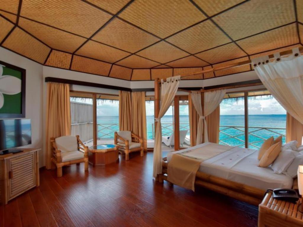 Angaga Island Resort And Spa Exterior foto