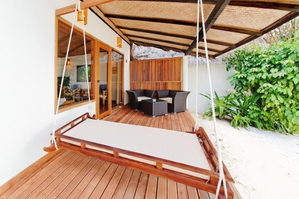 Angaga Island Resort And Spa Exterior foto