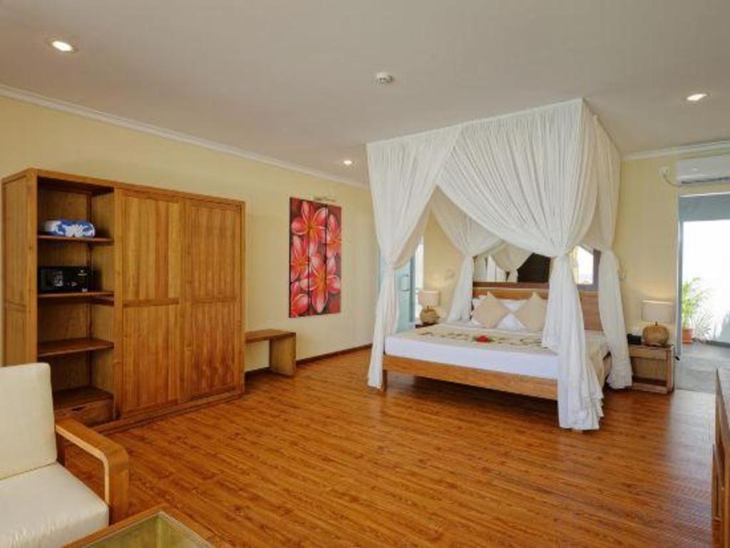 Angaga Island Resort And Spa Exterior foto